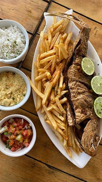 Peixe frito no Mahi Mahi Salvador